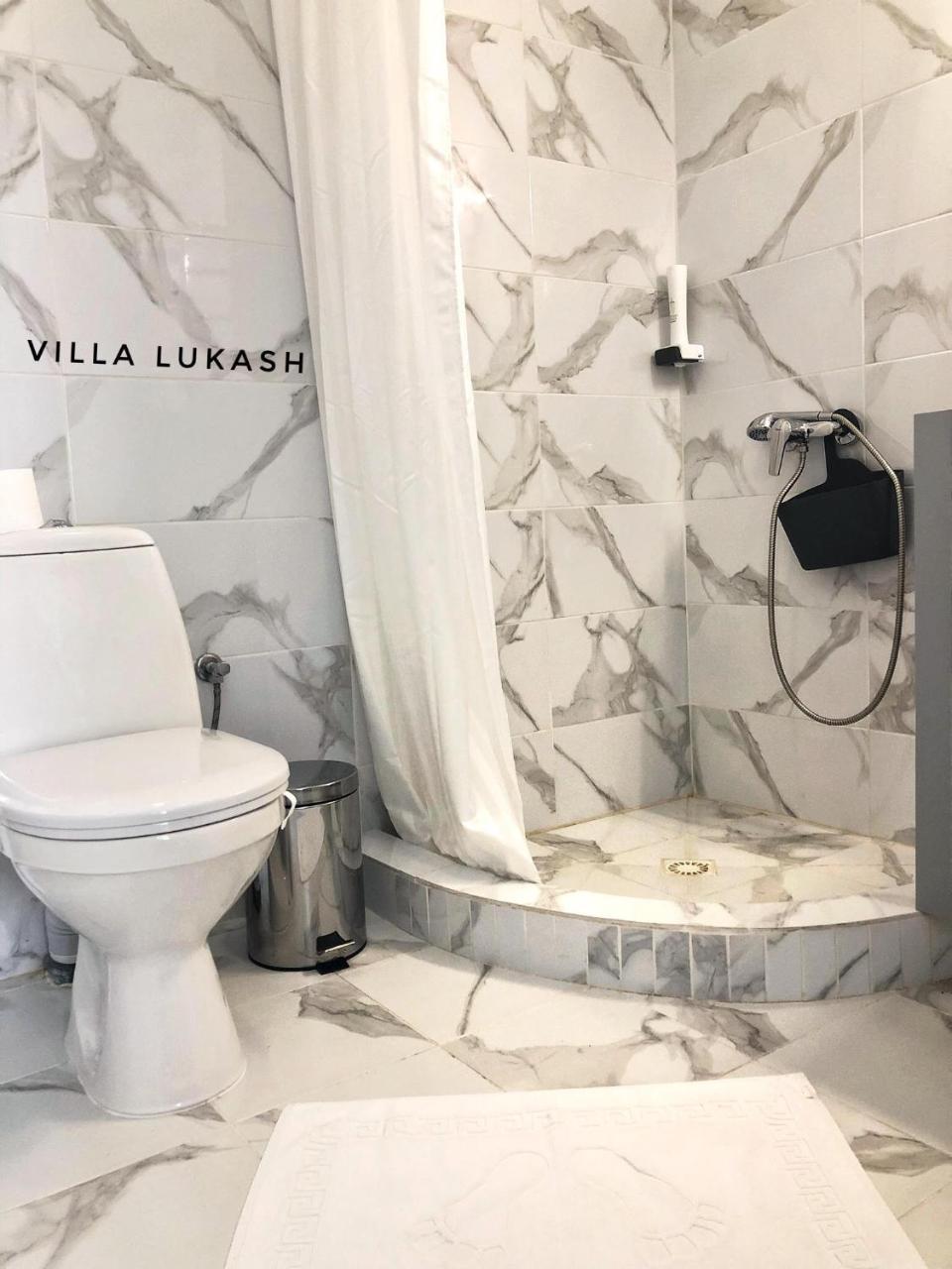 Villa Lukash Yanoshi Εξωτερικό φωτογραφία